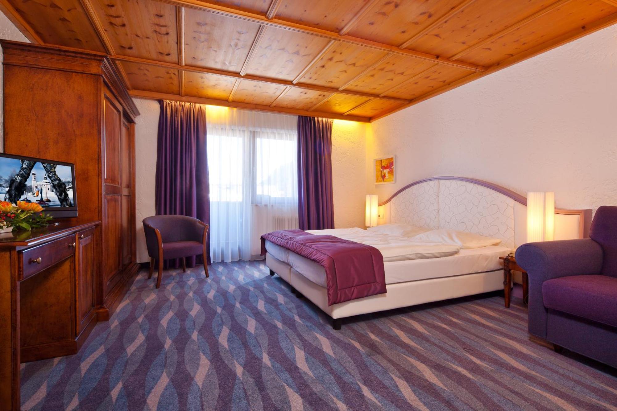 Hotel Hocheder Зеефельд в Тироле Экстерьер фото