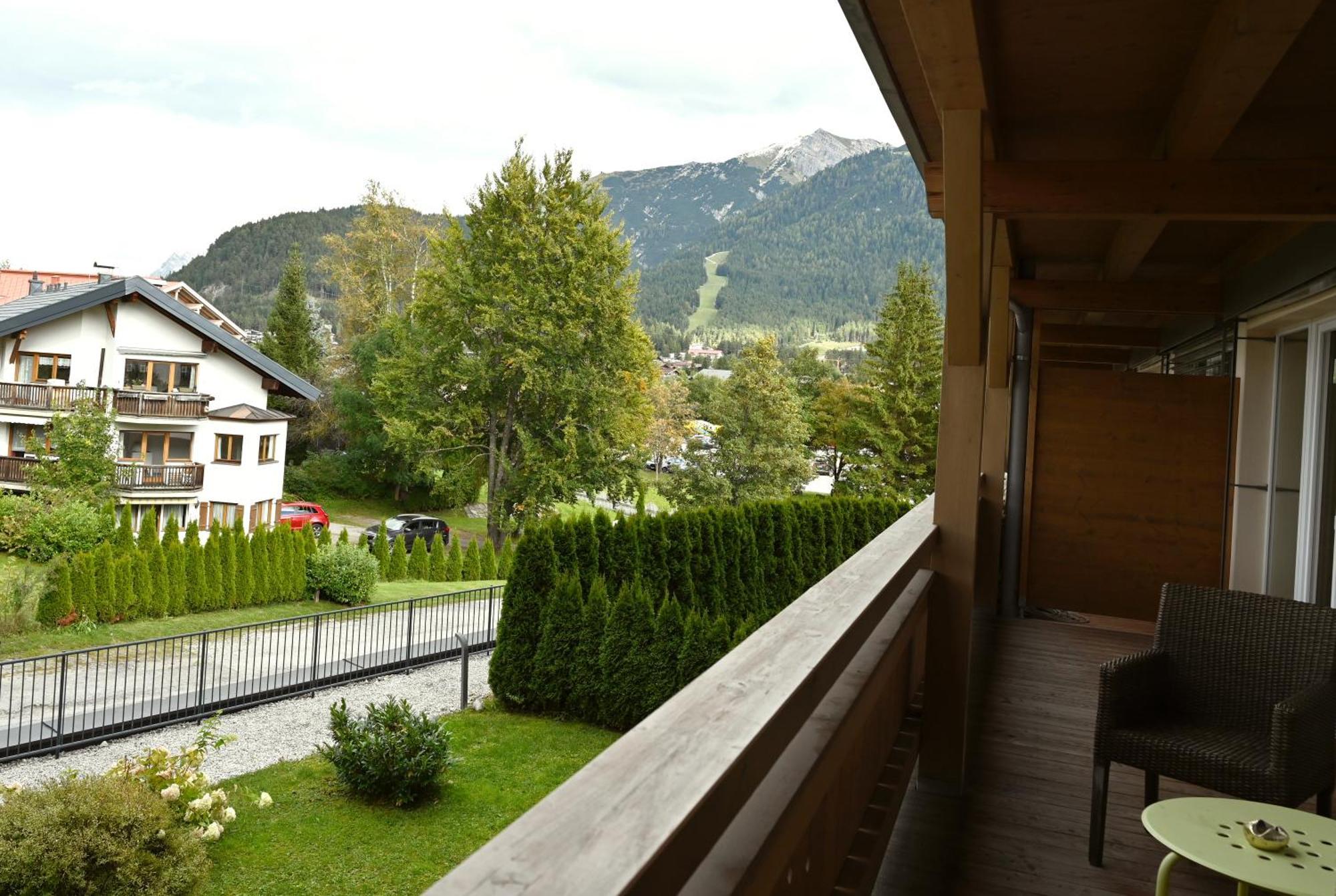Hotel Hocheder Зеефельд в Тироле Экстерьер фото