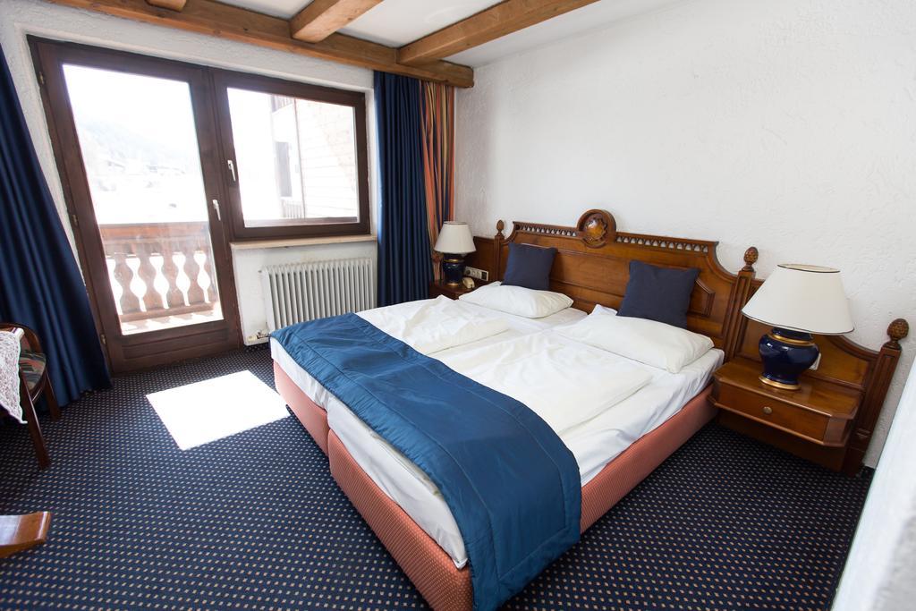Hotel Hocheder Зеефельд в Тироле Экстерьер фото